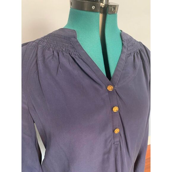 Lilly Pulitzer Elsa Silk Navy Blouse, size XS - Picture 7 of 7